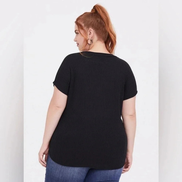 Torrid | Black Waffle Button-Front Tie-Front Top Blouse Plus Size 2X - Picture 4 of 6